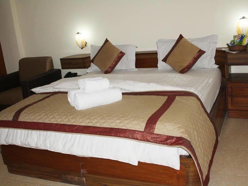 Hotel Southindian Heritage Дели Экстерьер фото